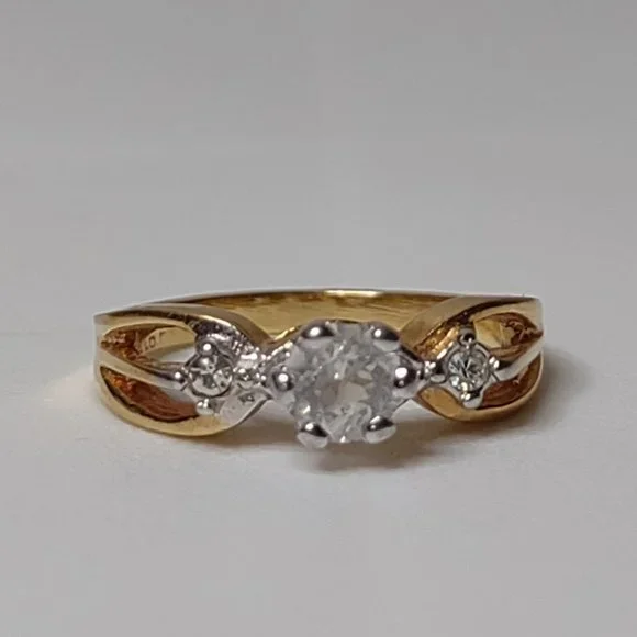 Vintage Gold Tone And Clear Stone Ring Size 5.75 - Picture 1 of 14